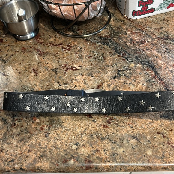 Gorgeous limited edition Hugo Boss Black leather Belt with silver metal - Picture 9 of 12